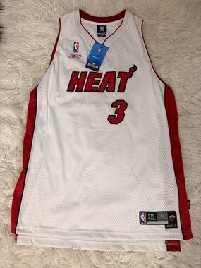 Reebok White & Red Miami Heat Swingman Jersey